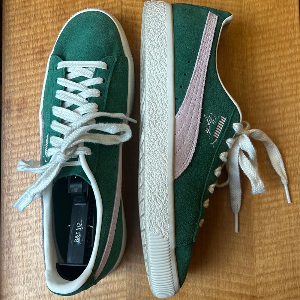 Clyde Puma OG Lace Up Sneakers- Green and Pink — Women’s 8